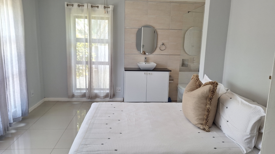 4 Bedroom Property for Sale in Gonubie Eastern Cape